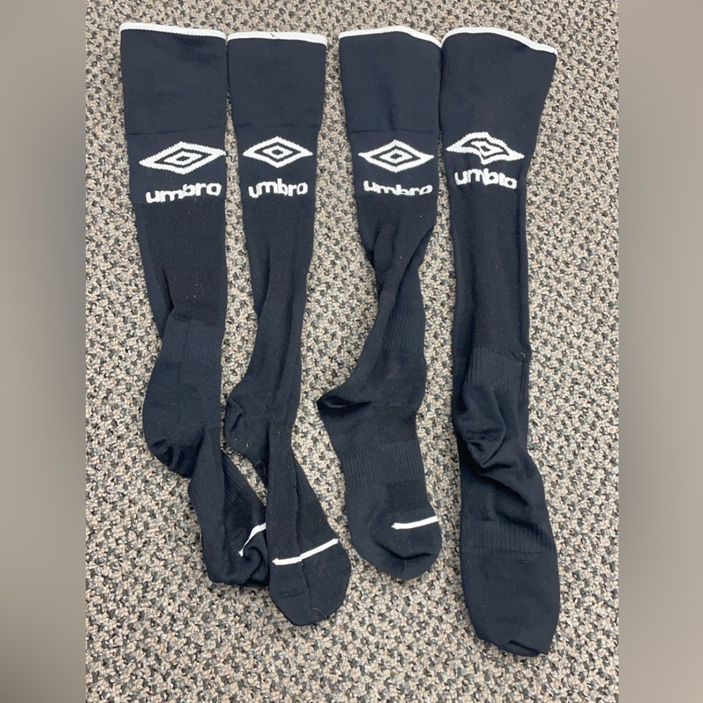 Umbro Black Athletic Socks with Ribbed Texture